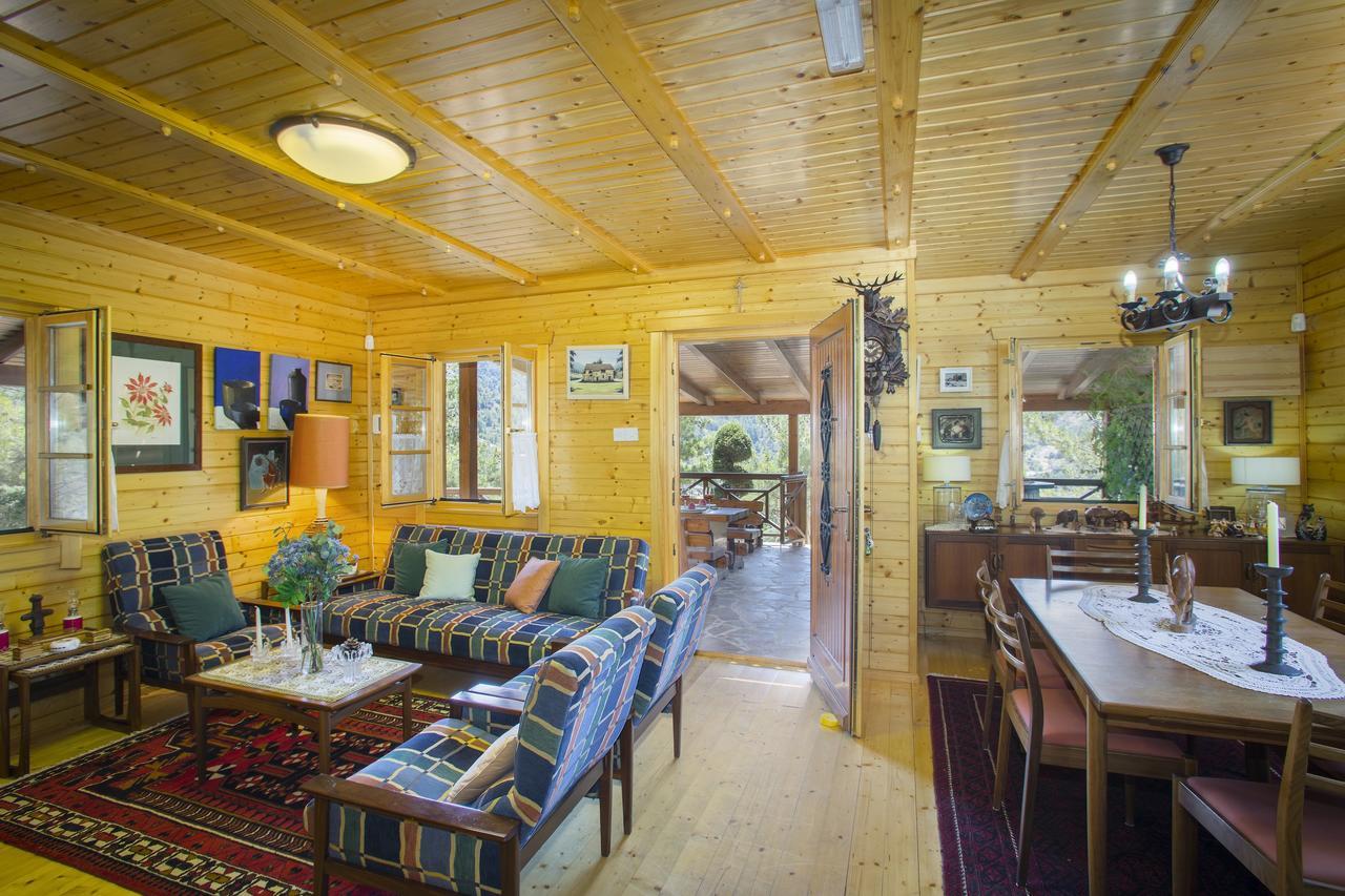 Ricky Chalet Near Troodos Spilia Bagian luar foto
